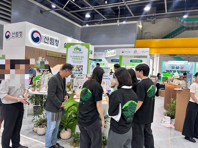 28일 서울 서초구 양재동 aT센터에서 열린 ‘2026 A FARM SHOW(에이팜쇼) 창농·귀농 고향사랑 박람회’ 전경. 황소영 기자 fangso@donga.com