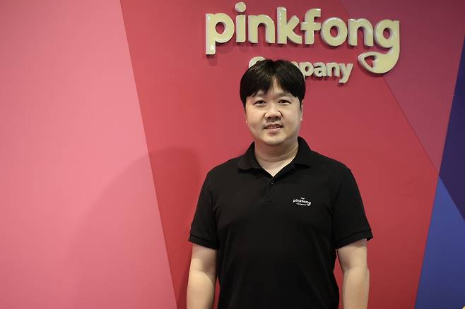 김민석 더핑크퐁컴퍼니 대표이사 (서울=연합뉴스) 류효림 기자 = 김민석 더핑크퐁컴퍼니 대표이사가 최근 서울 서초구 사옥에서 연합뉴스와의 인터뷰에 앞서 포즈를 취하고 있다. 2026.8.29 ryousanta@yna.co.kr