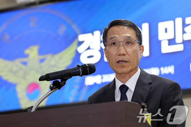 유재성 경찰청장 직무대행이 31일 오후 서울 여의도 국회 의원회관에서 열린 경찰의 민주적 통제 및 경찰수사 혁신 정책토론회에서 인사말을 하고 있다. 2026.8.31 ⓒ 뉴스1 황기선 기자