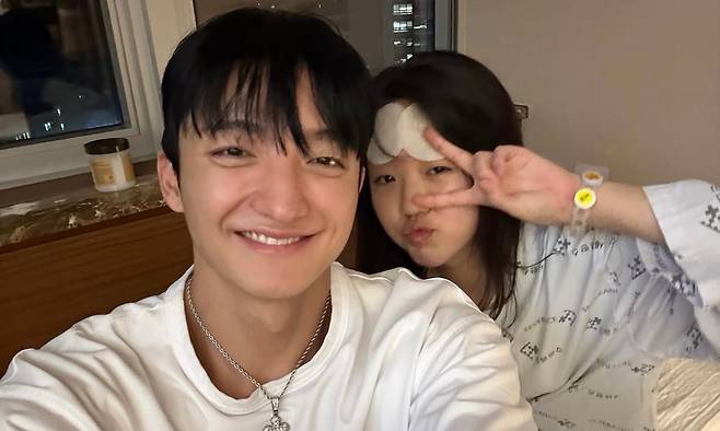 사진=비타, 지예은 SNS