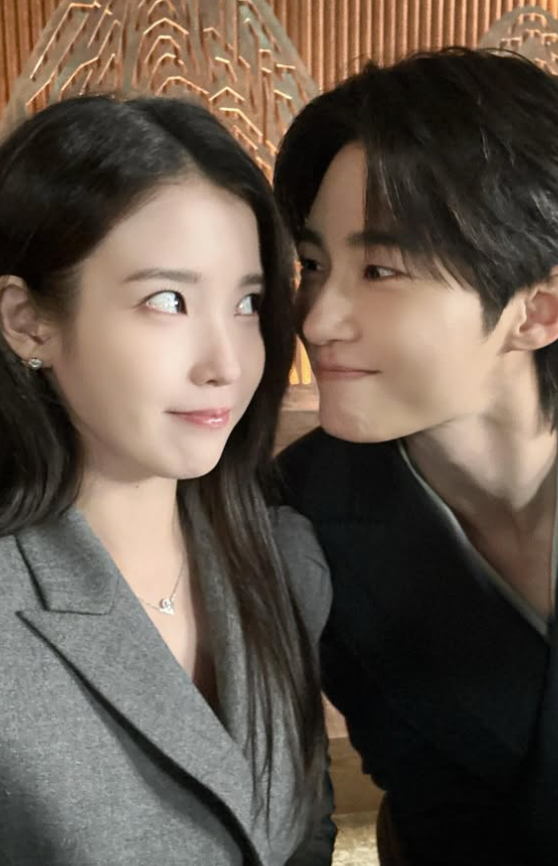 ▲ 아이유(왼쪽), 변우석. 출처 아이유 SNS