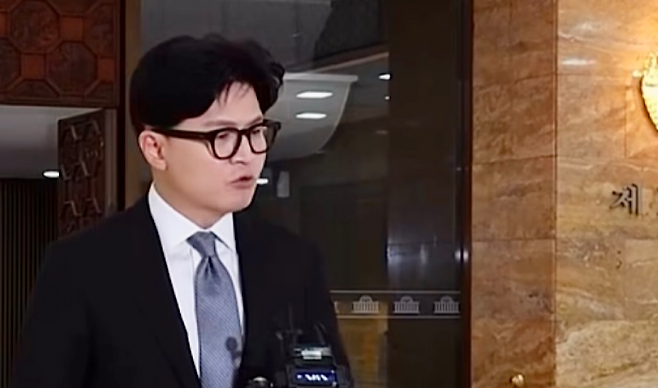 한동훈 무소속 의원이 김승원 법무부 장관 후보자의 ‘신약 로비’ 의혹과 관련한 추가 녹취를 공개하며 공세를 이어가고 있다. (본인 페이스북)