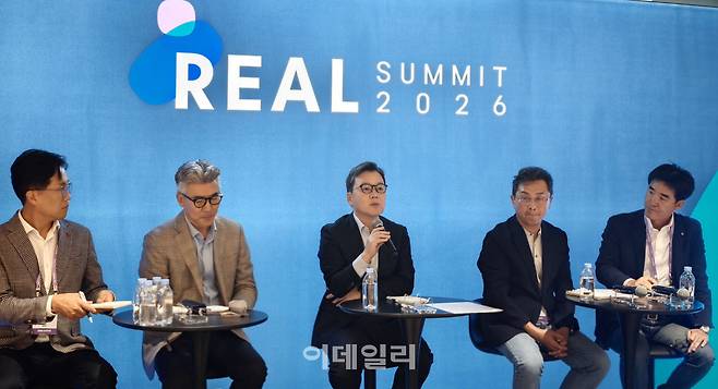 이준희 대표이사 등 삼성SDS 경영진이 8일 서울 삼성동 코엑스에서 열린 리얼 서밋(REAL Summit) 2026에서 기자간담회를 하고 하고 있다. (사진=한광범 기자)