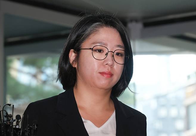용혜인 성평등가족부 장관 후보자가 7일 서울 서대문구에 마련된 인사청문회 준비 사무실로 출근하고 있다. ⓒ연합뉴스