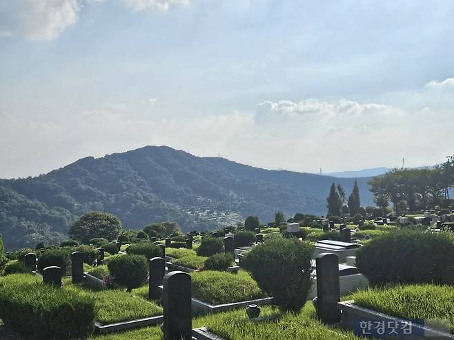 지난 14일 경기도 용인시 용인공원의 장묘시설. 용인공원은 150만㎡ 규모를 자랑하는 국내 최대 추모공원이다. /사진=박수빈 기자