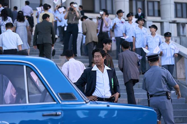 영화 ‘암살자(들)’의 스틸컷. 사진 제공=하이브미디어코프