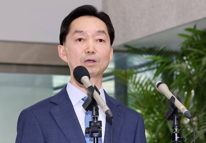 김지용 중대범죄수사청장 후보자가 14일 오후 청문회 준비 사무실이 마련된 서울 종로구 정부서울청사 창성동 별관에서 입장 발표하는 모습. 2026.9.14 ⓒ 뉴스1
