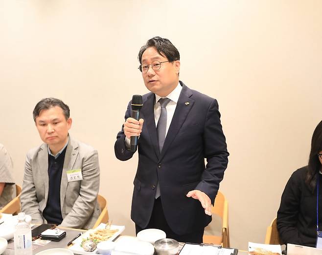 이성훈 LH 사장이 30일 용인 반도체 국가산업단지 인근에서 열린 간담회에서 발언하고 있다.(LH 제공)ⓒ 뉴스1