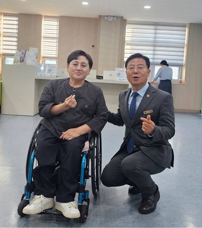 ▲ 지난달 30일 수원 누림센터에서 열린 ‘2026 누림 컨퍼런스’에 참석한 김성기 의원(사진=경기도의회)