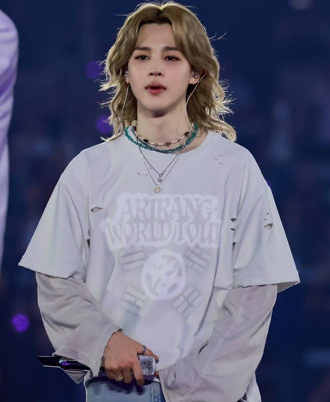 방탄소년단 지민, '짐토버' 축제 주인공! 10월 생일투표 '23관왕'