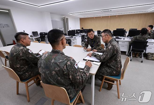 경기도 양평군 육군 제11사단 예하 공간력 혁신 시범사업 부대의 새 간부연구실. 2026.9.23 ⓒ 뉴스1 구윤성 기자