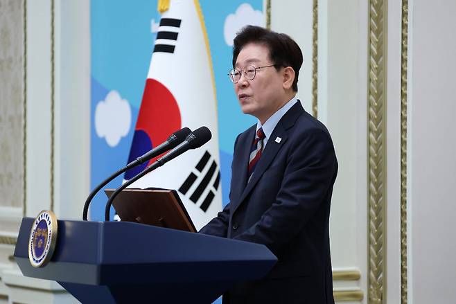 이재명 대통령이 7일 청와대에서 열린 재일본대한민국민단 창단 80주년 기념 간담회에서 환영사를 하고 있다. (사진= 연합뉴스)
