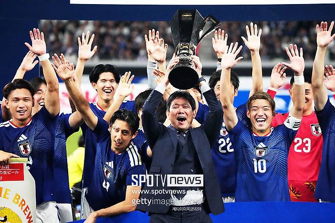 ▲ A매치 기간 일본축구협회가 주관하는 친선대회인 기린컵에서 일본 모리야스호가 우승했다. 우루과이, 베네수엘라, 에콰도르, 뉴질랜드 상대로 패하지 않았다.