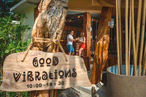 선시암 시암 월드 바 ‘Good_Vibrations’