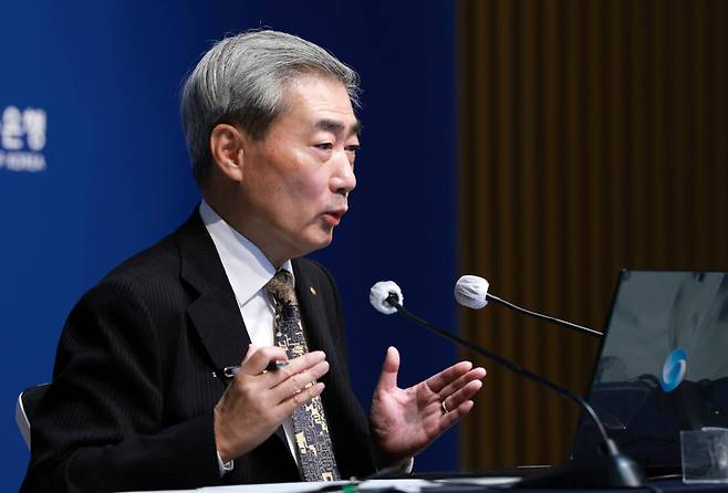 신현송 한국은행 총재가 22일 서울 중구 한국은행에서 열린 통화정책방향 기자간담회에서 질문에 답하고 있다. (사진= 공동취재단)