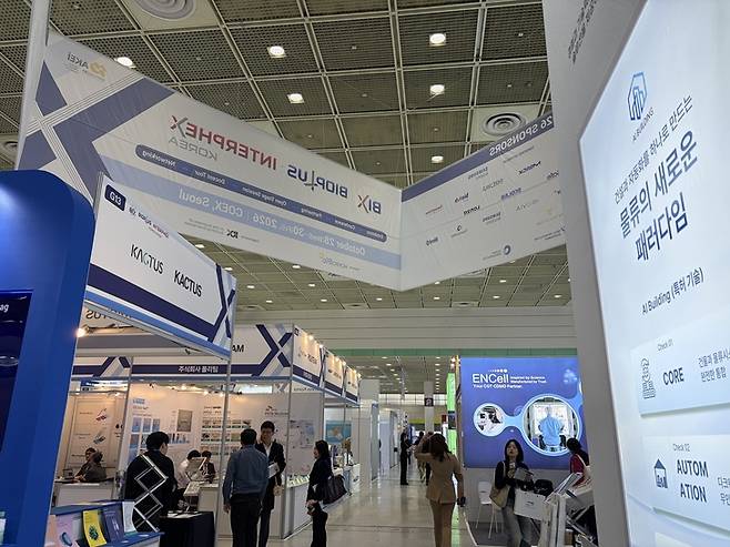 ▲28일 서울 코엑스에서 개막한 BIX 2026 현장. 사진=백솔미 기자