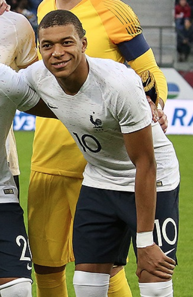 フランスのサッカー選手エムバペ