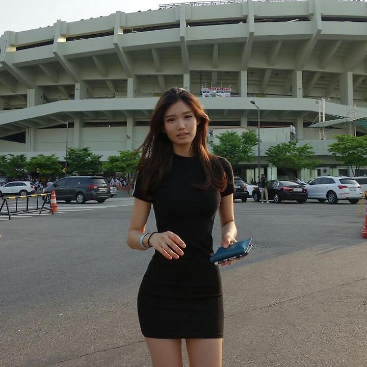 LG트윈스 팬 쇼핑몰 모델 이희은