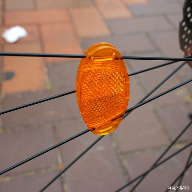 자전거 후미등 원리