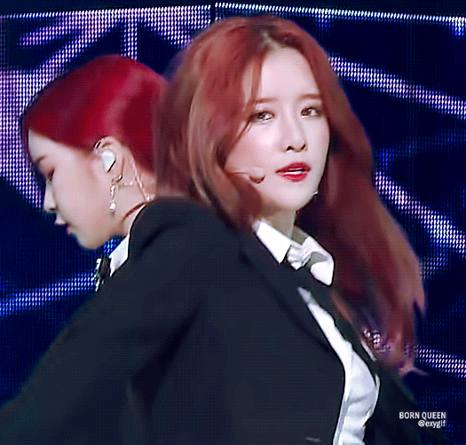 우주소녀 오늘자 인기가요 코디 수준.....gif | 인스티즈