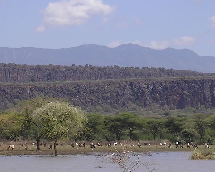 Great Rift Valley Uganda | Ostafrikanischer Graben – ZQKX
