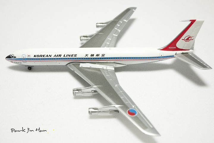Aeroclassics] Korean Air B707-373C (N370WA)