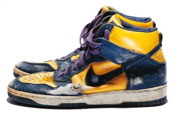 sneaker  tokyo vol.2 hiroshi fujiwara 藤原 419Y0B7g9PL.jpg_BO30,255,255,