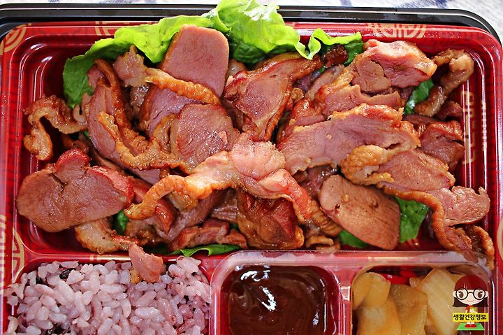 CU 여름 한정판 보양식 ‘훈제오리 도시락’ 먹어봄
