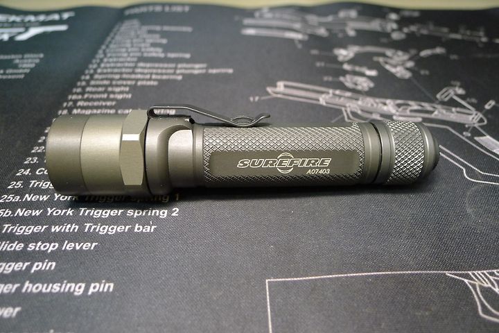 Surefire E2e Executive Elite Older Round Head Version
