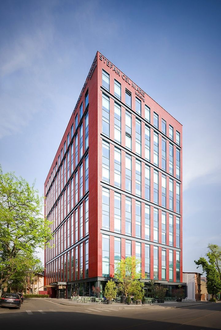 Stefan cel Mare Building