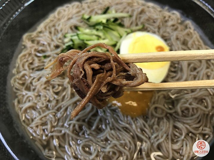 이보다 간편할 수는 없는 편의점 여름별미 ‘고기물냉면’ 리뷰
