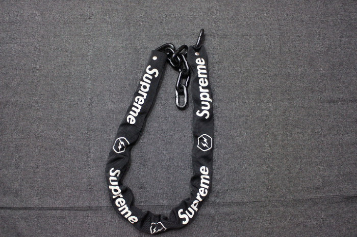 Supreme × Fragment Design Bike Chain (3 Colors)