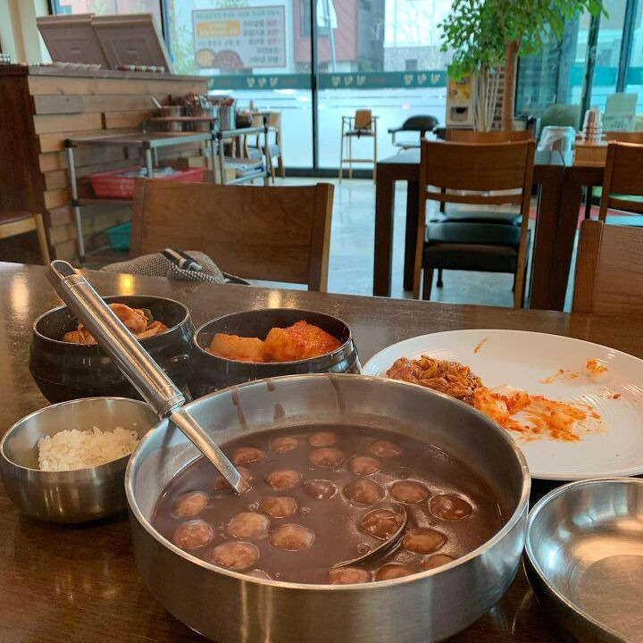 옛날팥칼국수 이미지