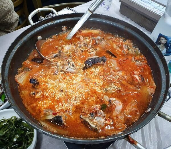 해장할 때 딱! 깊은 맛이 일품인 전국 대구탕 맛집 | 1boon