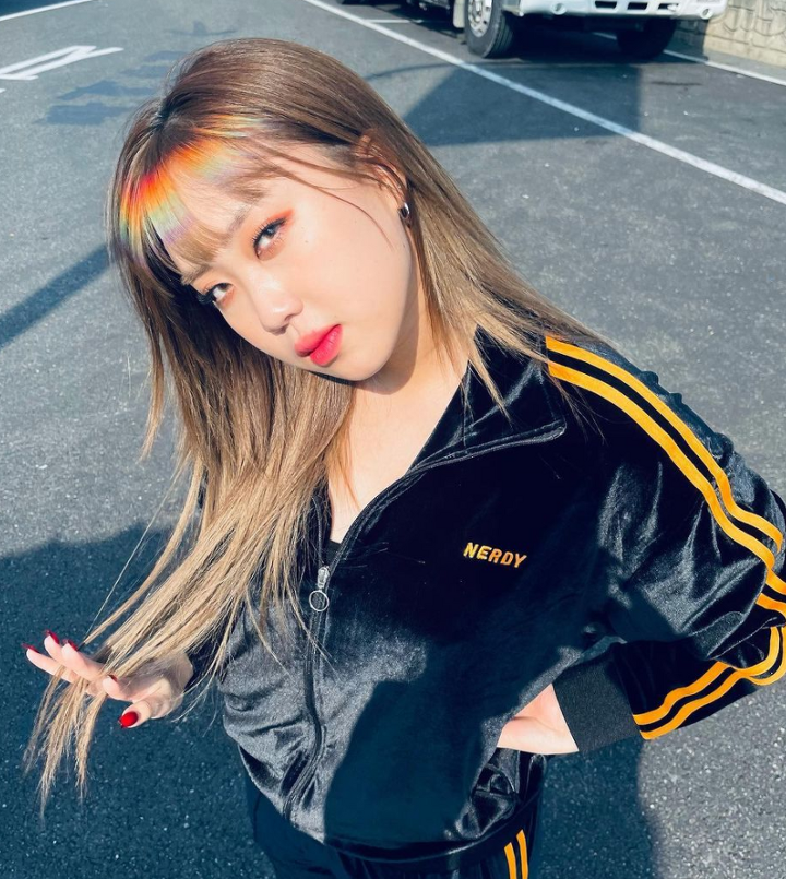 이 염색이 가능해? 불가능 없는 이영지의 헤어스타일 변천사 | 1boon 이 염색이 가능해? 불가능 없는 이영지의 헤어스타일 변천사