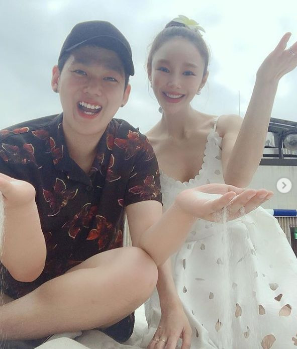 치실도 함께 쓴다는 11살 연상연하 커플의 고백 | 1boon 치실도 함께 쓴다는 11살 연상연하 커플의 고백