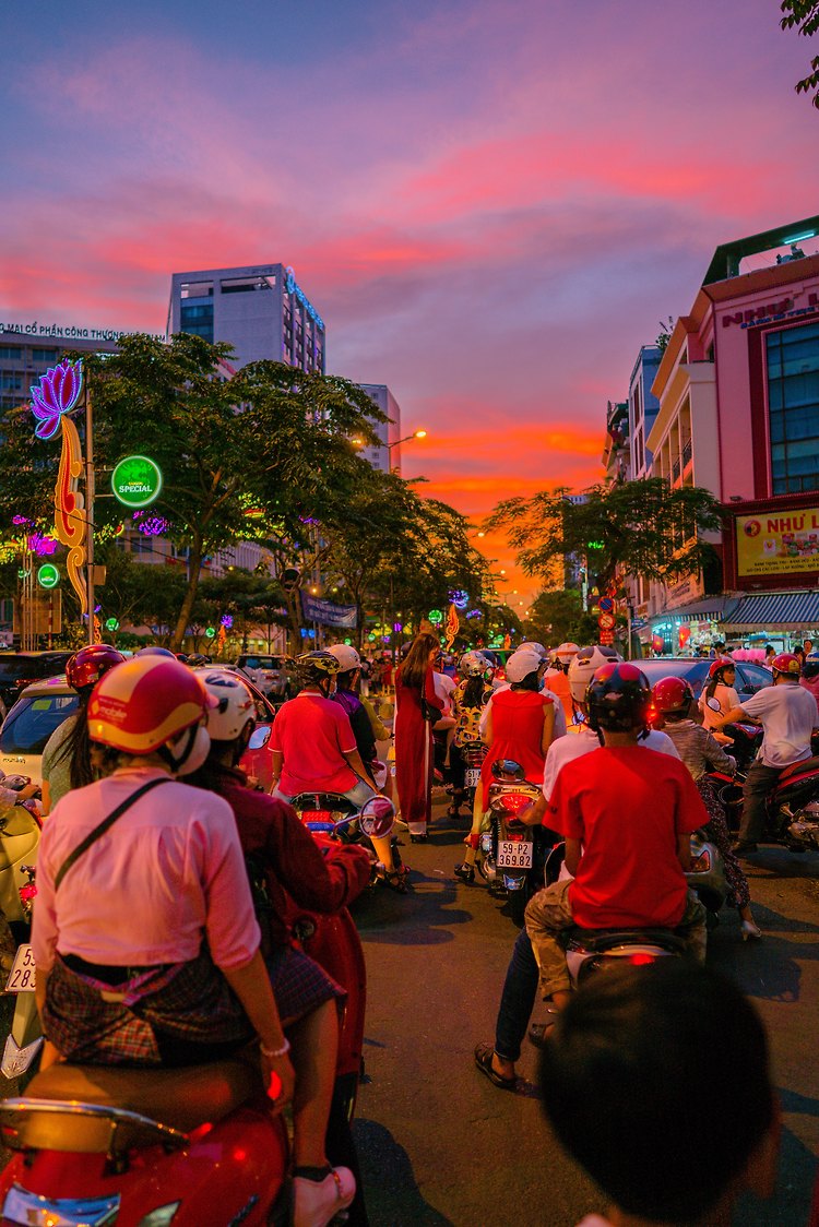 [📷사진이야기] 붉은 호치민의 노을