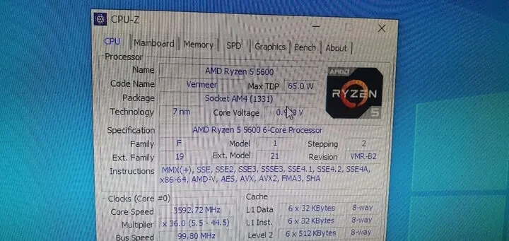 AMD 메인보드와 윈도우 멀티부팅 가능한지 여부 궁금해요.