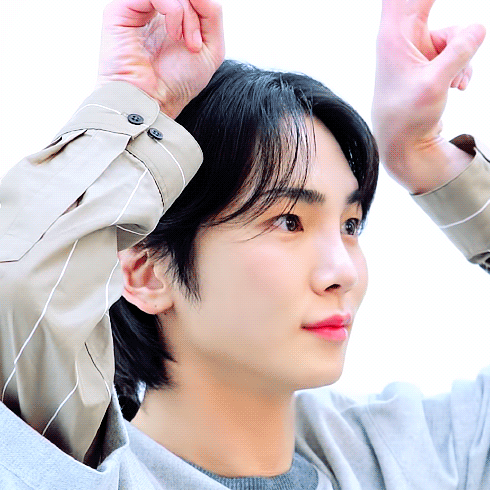 2025 SHINee SEASON’S GREETINGS BEHIND