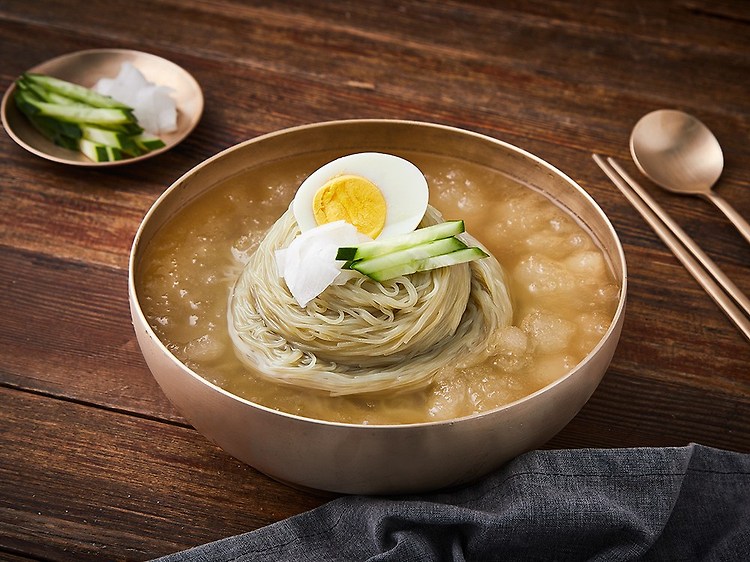 해는 뜨겁고 냉면은 시원하다! 여름 점심 메뉴 추천 🌞❄️의 대표 이미지