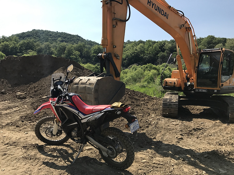 혼다 CRF250 랠리 임도 및 포르마 테라 부츠 적응 연습, 경량듀얼, crf250 rally 포스트 썸네일