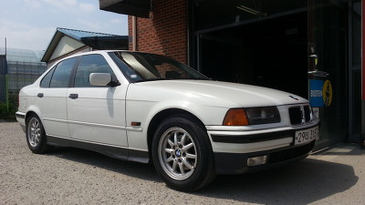 투슬리스 이야기 012. 올드 BMW e36 320i 오무기어 교체, 킴스게러지, 김근모, BMW e36 M3 에보 동승 시승기 포스트 썸네일