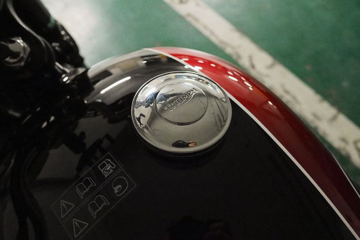 트라이엄프 본네빌 T100 잠금장치 연료캡 교체, Triumph Bonneville T100 Fuel Cap Lockable, 클래식바이크, 리빌더, Rebuilder 포스트 썸네일