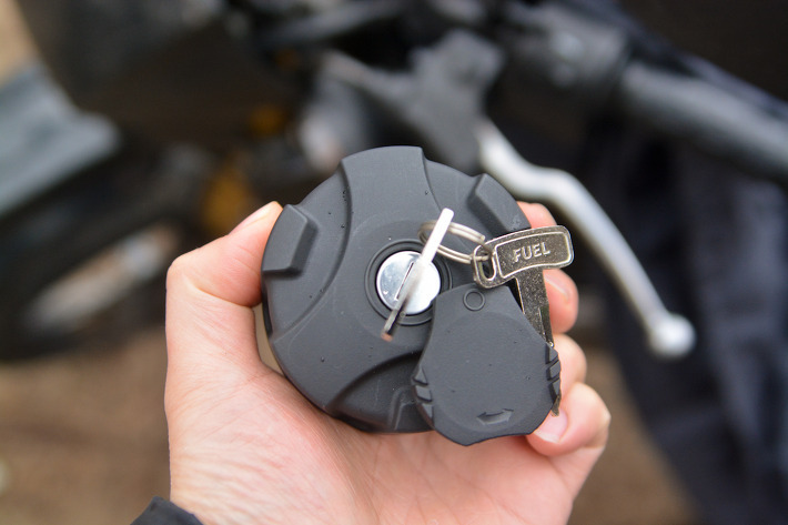 블루스카이(BLUSKY) 이야기 015. 효성 S&T RX125SM 잠금장치 연료캡 교체, FUEL CAP 포스트 썸네일