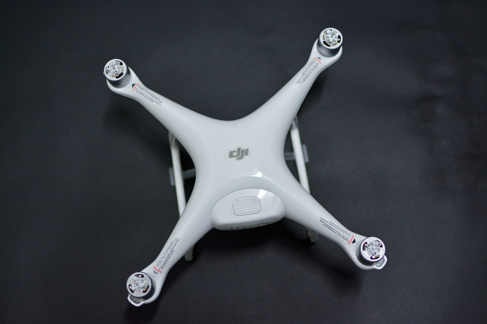 드론하고 놀자! 드론계의 혁명, dji 팬텀4 리뷰 1, Phantom4, 드론스토어 천안 쌍용점 포스트 썸네일