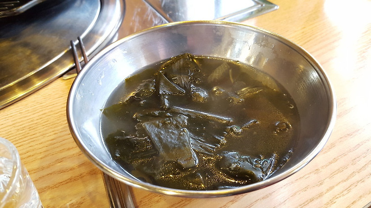 오늘은 재 생일 미역국이나 거침없이 마셨네요 포스팅 썸네일 이미지