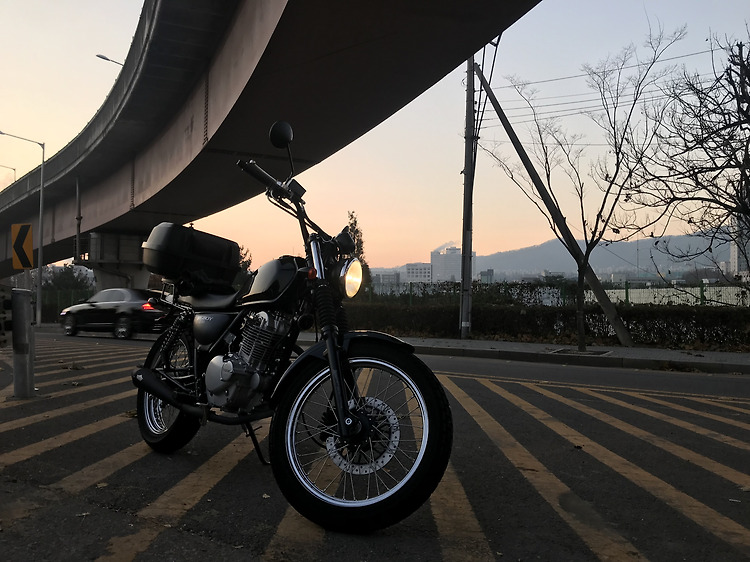 쿼터급 클래식바이크 최강자, 글래스트래커 빅보이 3,000km 시승기, 리뷰, 스즈키, Suzuki Grasstracker Bigboy250, TU250GB 포스트 썸네일