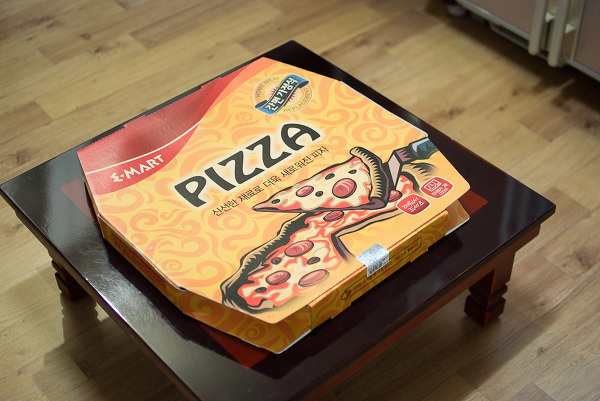 E-Mart Pizza (이마트 피자)