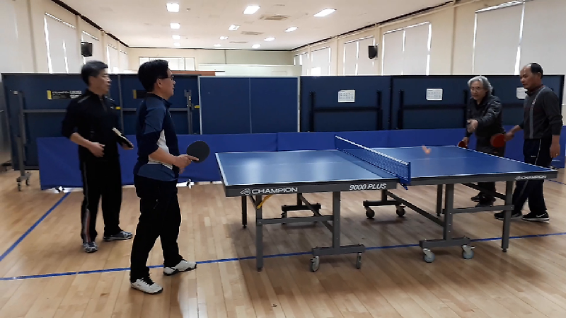 즐거운 <b>탁구</b>