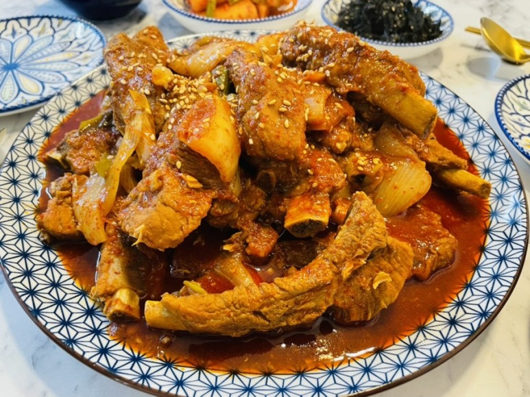 매운 갈비찜 황금레시피 등갈비찜 맛있게 만드는법